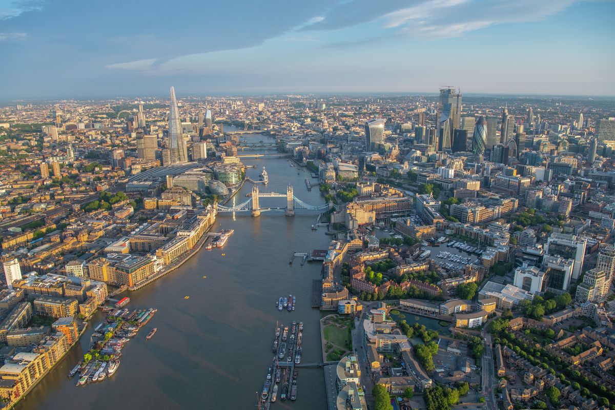 Aerial view of the River Thames, looking West to Tower Bridge, London. 394899