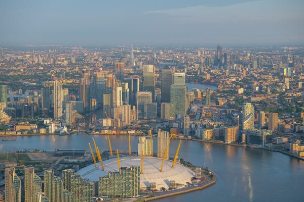 Aerial view of the O2, Greenwich, Canary Wharf and City of London, London. 394723